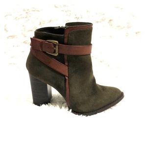 JustFab Hunter Green Booties Sz 8